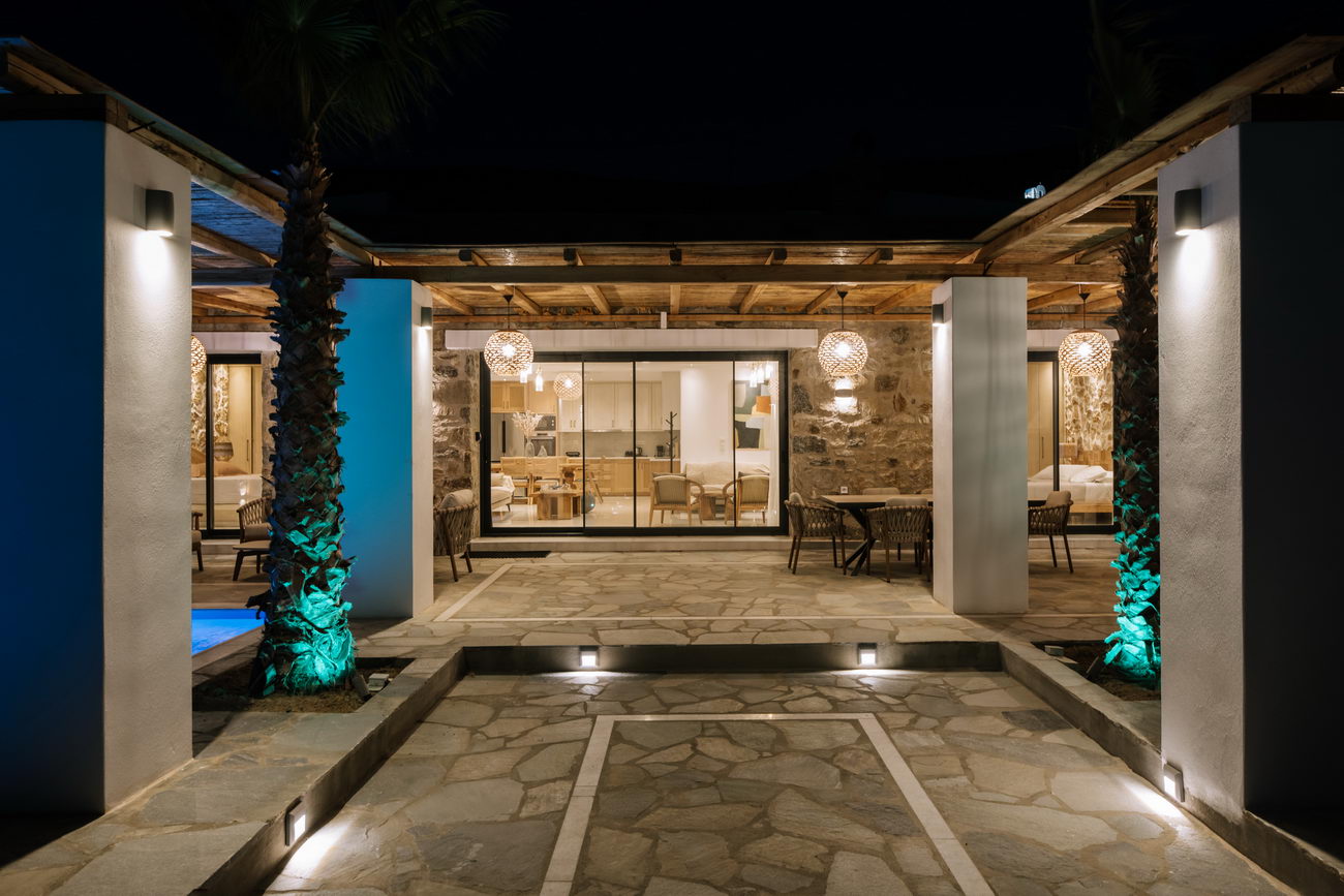 Naxos Royal Villas photo 11